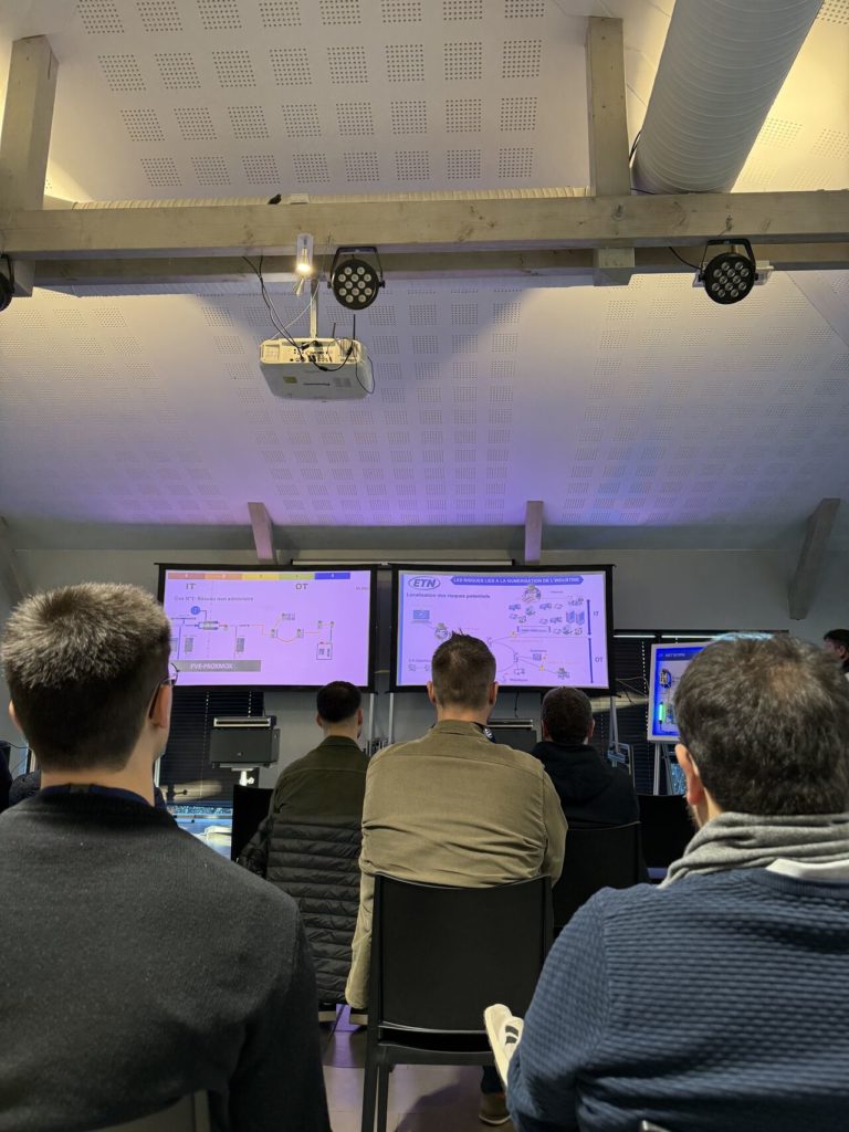 🔥 Retour sur une semaine riche en échanges et en apprentissages ! 🔒 Matinée dédiée à la cybersécu